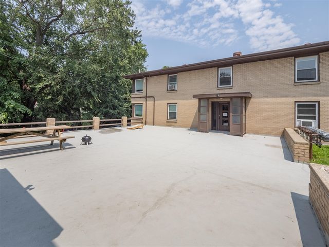 503 N Riverview Drive, Parchment, MI 49004