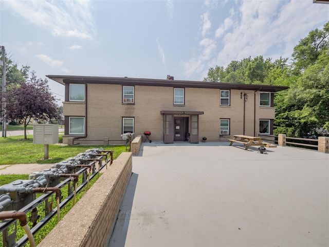 503 N Riverview Drive, Parchment, MI 49004