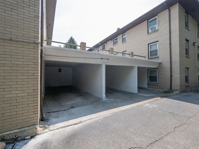 503 N Riverview Drive, Parchment, MI 49004