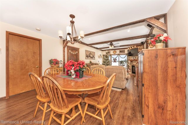 1491 Division Drive, Hartland Township, MI 48353