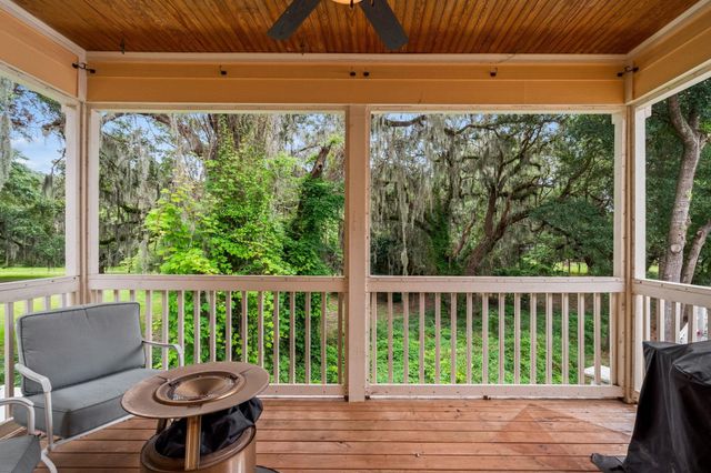 15 Flaggpoint Ln., Murrells Inlet, SC 29576