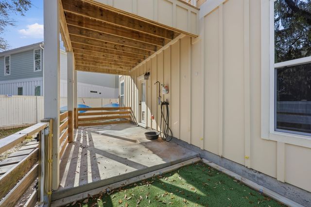 15 Flaggpoint Ln., Murrells Inlet, SC 29576