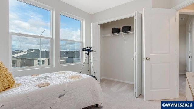 361 Stella St NE, Salem, OR 97301