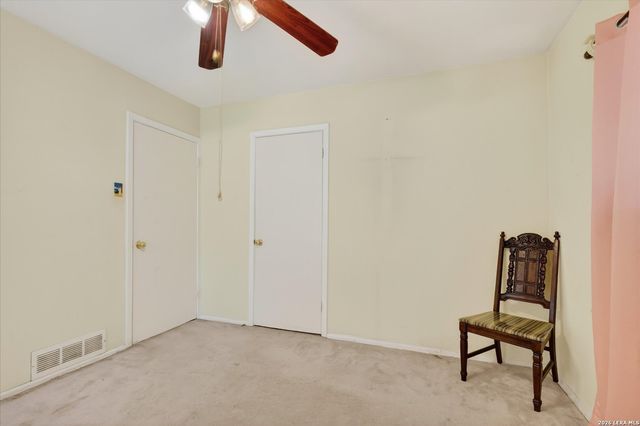622 Serenade Dr, San Antonio, TX 78216