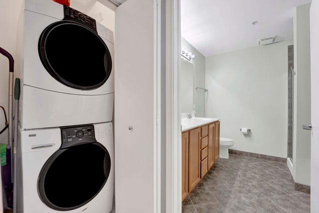 1717 S Prairie Avenue 608, Chicago, IL 60616