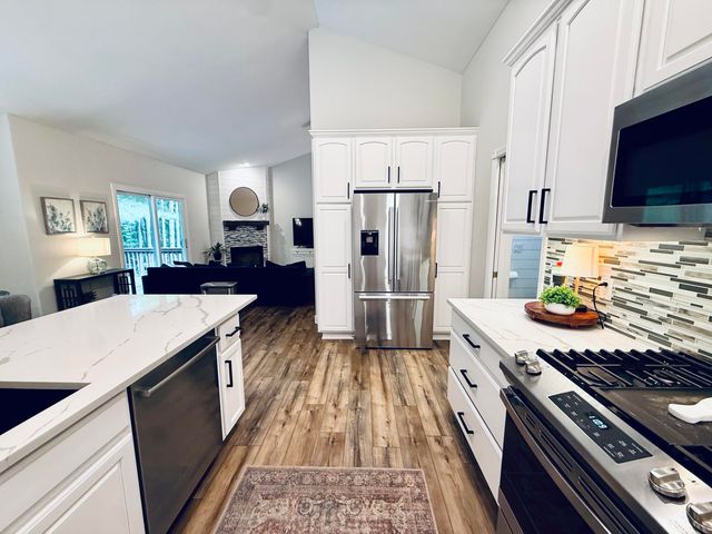 5224 Bonasa Drive NE, Rockford, MI 49341