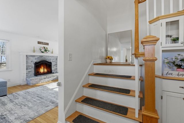 141 Bickford Hill Rd, Gardner, MA 01440