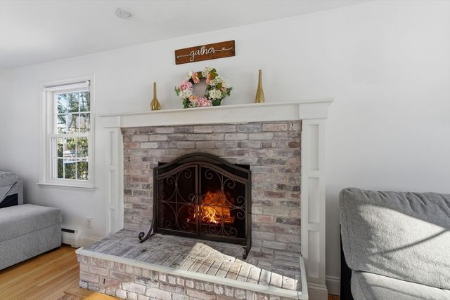 141 Bickford Hill Rd, Gardner, MA 01440