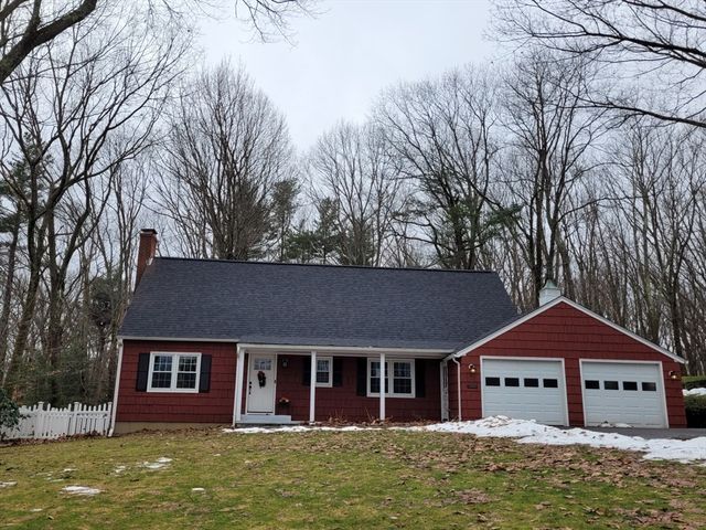 141 Bickford Hill Rd, Gardner, MA 01440