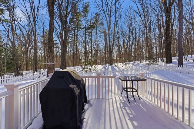 141 Bickford Hill Rd, Gardner, MA 01440