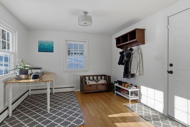 141 Bickford Hill Rd, Gardner, MA 01440