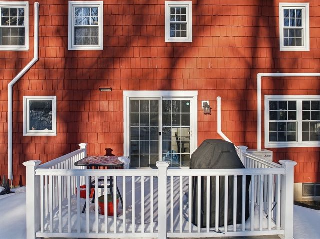 141 Bickford Hill Rd, Gardner, MA 01440