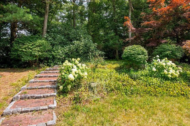333 Harwich Road, Brewster, MA 02631