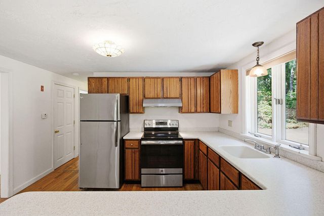 333 Harwich Road, Brewster, MA 02631