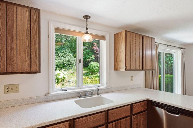 333 Harwich Road, Brewster, MA 02631