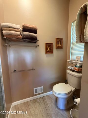 5 Summerfield Drive, Lakewood, NJ 08701