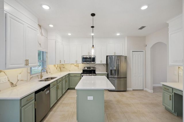 6100 CYPRESS HILL ROAD, Winter Garden, FL 34787