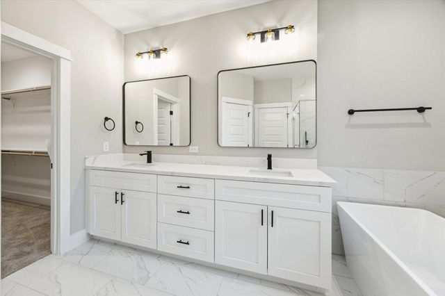 812 Thornton Street D, Houston, TX 77018