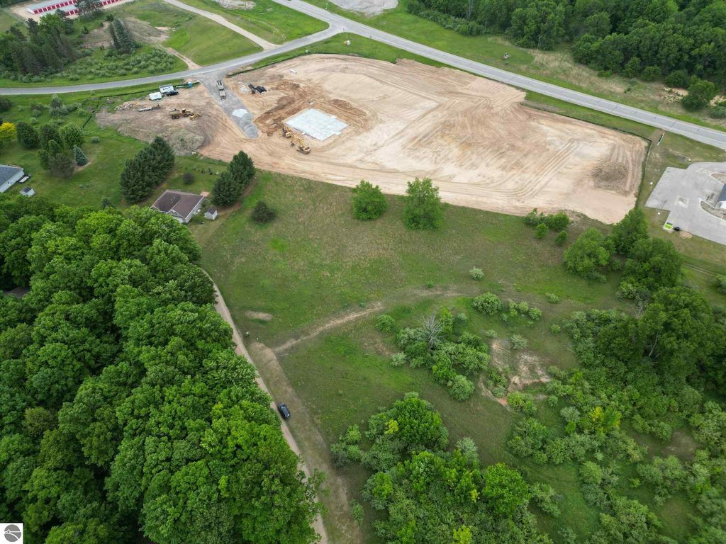 Image 4 of property listing at TBD Juniper Drive, Farwell, MI 48622