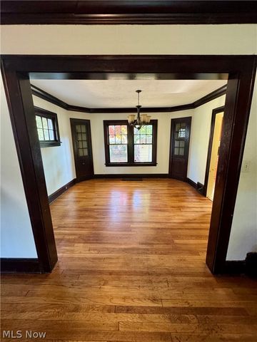 3380 Kildare Road, Cleveland Heights, OH 44118