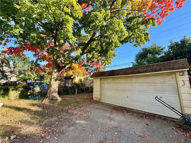 3380 Kildare Road, Cleveland Heights, OH 44118