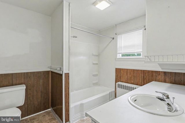 222 S S SPORTING HILL RD, Mechanicsburg, PA 17050