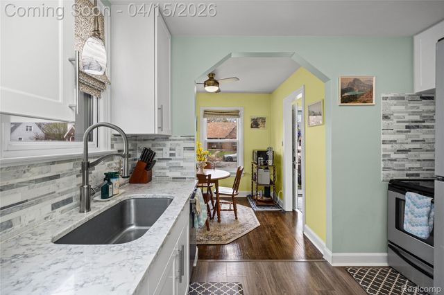 186 Jewell Street, Ferndale, MI 48220