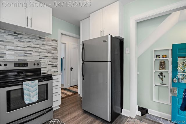 186 Jewell Street, Ferndale, MI 48220