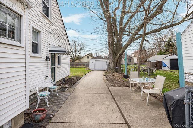 186 Jewell Street, Ferndale, MI 48220