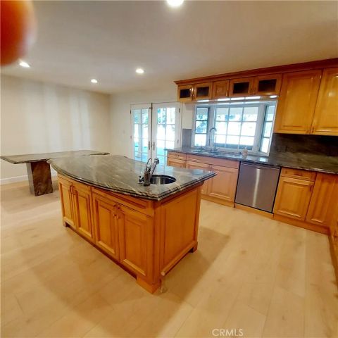 16545 Park Lane Circle, Los Angeles, CA 90049
