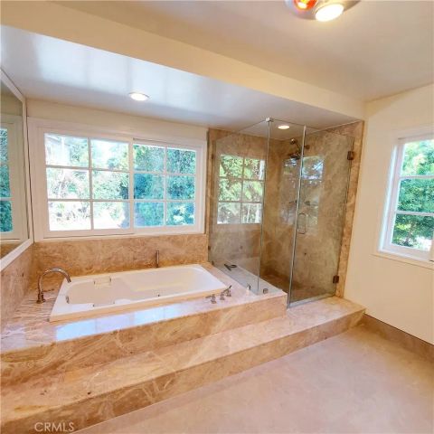 16545 Park Lane Circle, Los Angeles, CA 90049