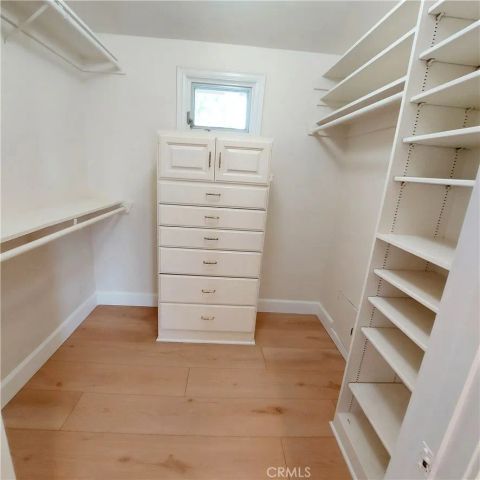 16545 Park Lane Circle, Los Angeles, CA 90049