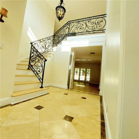16545 Park Lane Circle, Los Angeles, CA 90049