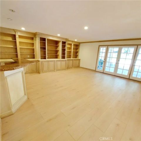 16545 Park Lane Circle, Los Angeles, CA 90049