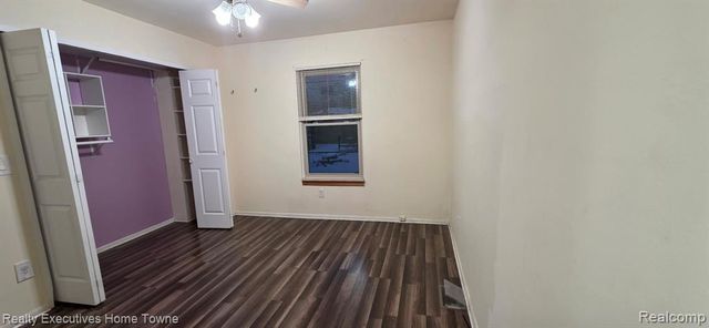 32230 Ruehle Avenue, Warren, MI 48093