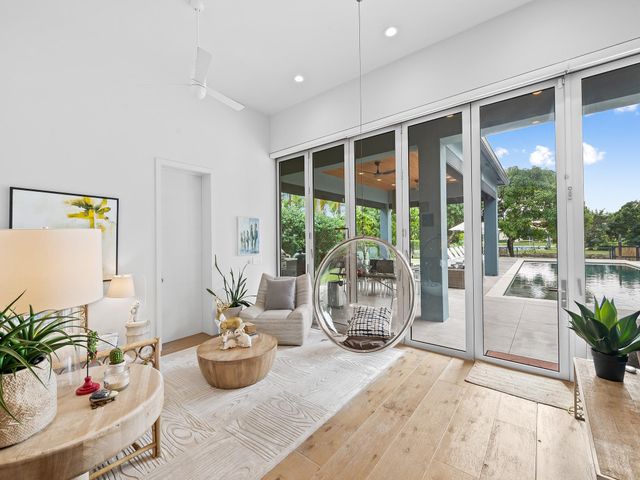 11350 NW 6th St, Plantation, FL 33325