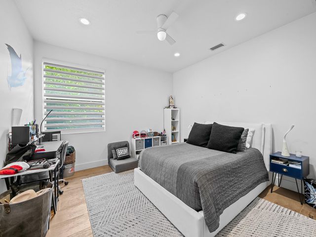 11350 NW 6th St, Plantation, FL 33325