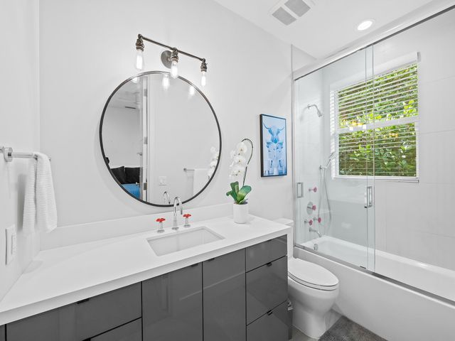 11350 NW 6th St, Plantation, FL 33325