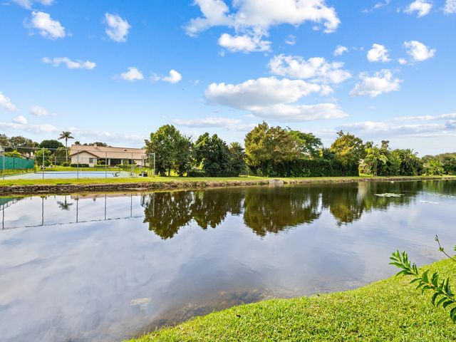 11350 NW 6th St, Plantation, FL 33325