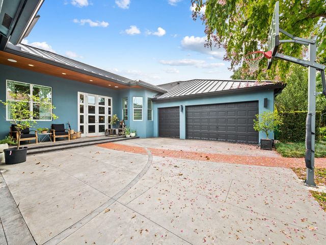 11350 NW 6th St, Plantation, FL 33325