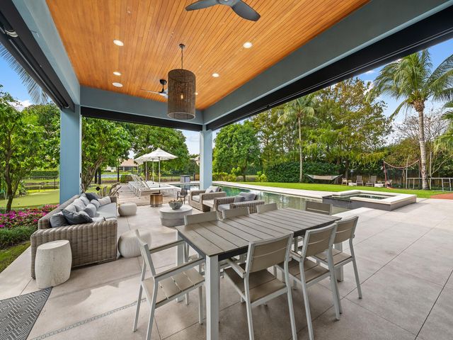 11350 NW 6th St, Plantation, FL 33325