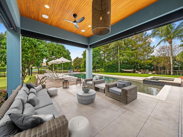 11350 NW 6th St, Plantation, FL 33325