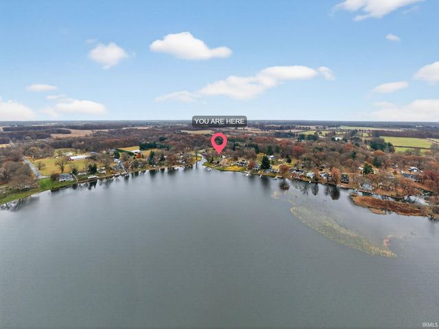 20782 S Lake Drive, Walkerton, IN 46574