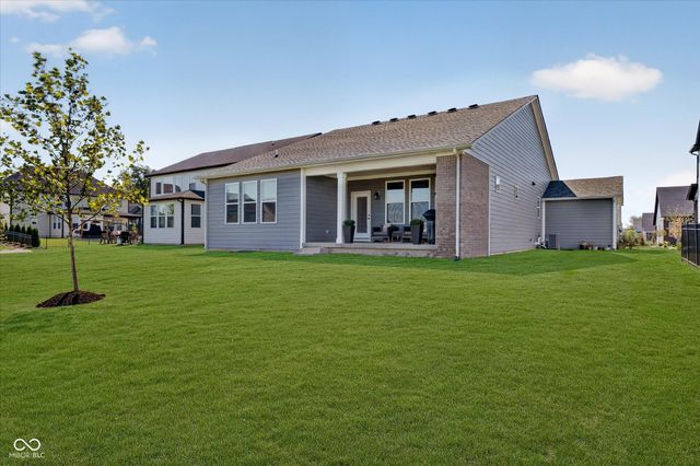 128 Creststone Boulevard, Westfield, IN 46074