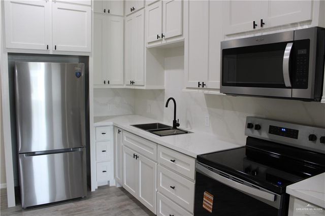702 W 25th Street, Mission, TX 78572