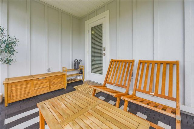 943 Sandbar Loop, Crestview, FL 32539