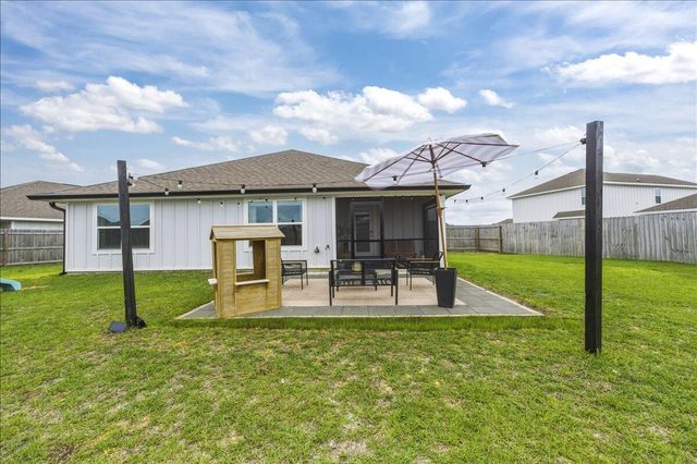 943 Sandbar Loop, Crestview, FL 32539