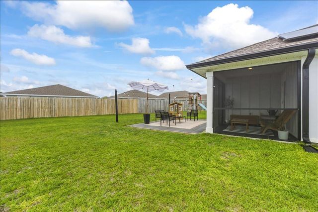 943 Sandbar Loop, Crestview, FL 32539