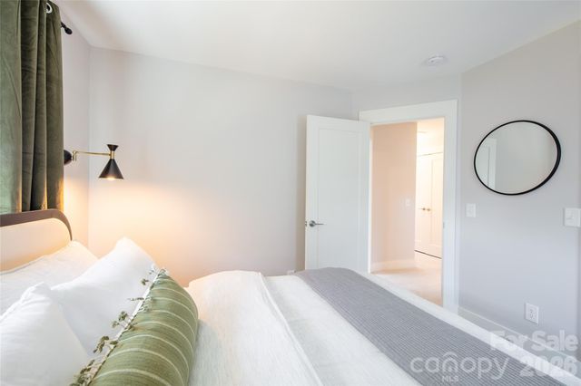 20 Loblolly Lane, Asheville, NC 28803