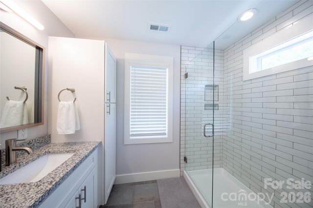 20 Loblolly Lane, Asheville, NC 28803
